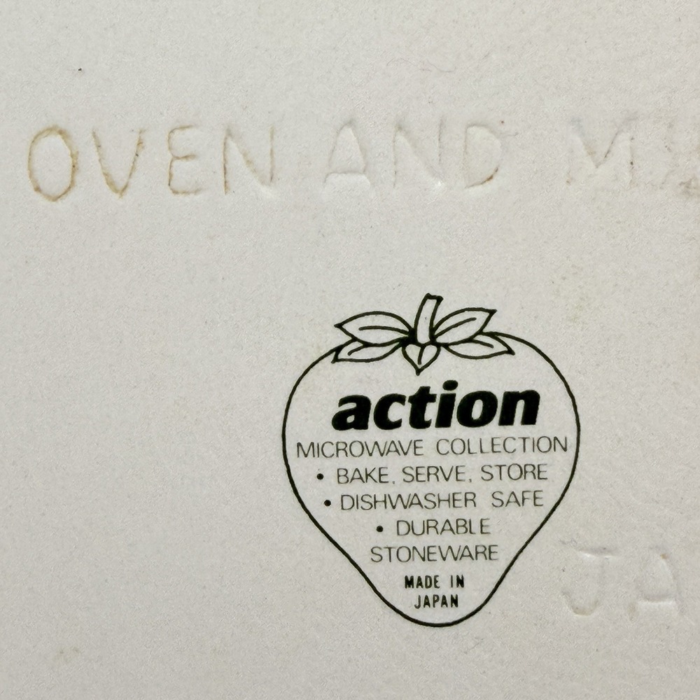 VTG Action Strawberry Divided Baking Dish Japan Cottagecore Retro Kitchen - Picture 14 of 15